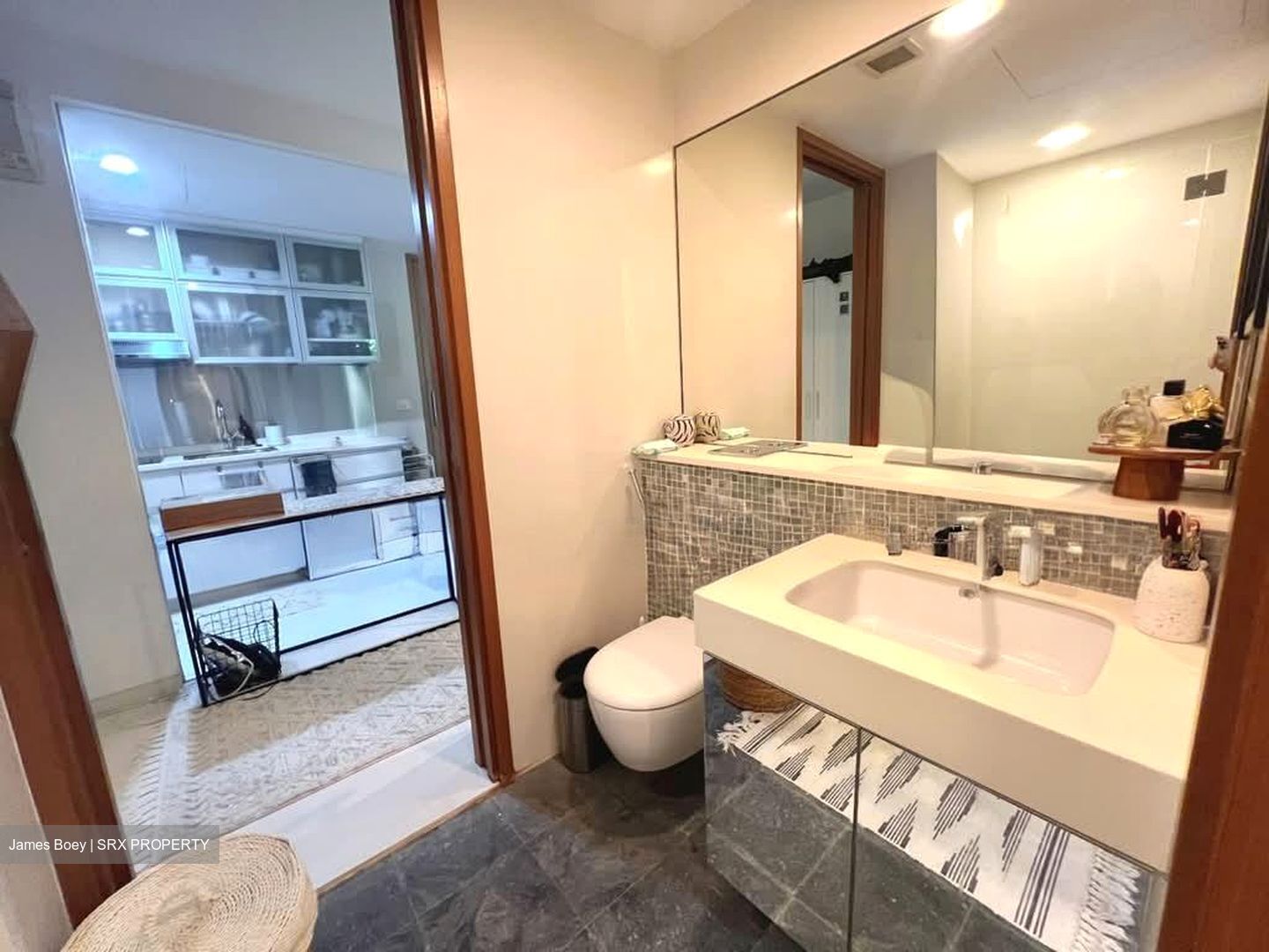 RV Suites (D10), Apartment #535342731